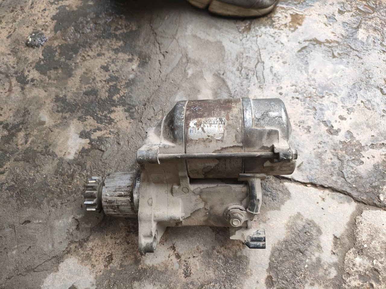 السلام عليكم
سلف مكينة ام الجف كامري مال كصة السعر 45 الف
داينمو 90 امبير مال كصه كامري 60 الف
دكشن حار 35 الف
راديتر نضيفة 30 الف
***********
ضمان الفحص والعمل
