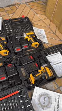 دريل شحن • بطاريتين • طقم ٢٤قطعة