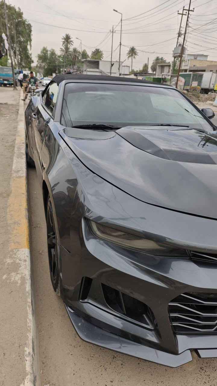 كمارو ss مكينه 6200 
V8
كشف 17 ايربااك سليم 
رقم اربيل 
مكاني بغداد الأعظمية ***********
السعر 120 وبيها مجال 
ميحتاج احجي مواصفات الكمارو ss  معروفة أعلى فئه بالكمارو فول الفول 
سياره حلوه مابيها نقص 
بس بيها ملاحظات خفيفه 
السياره نقد أو ترهم مقدمه قويه ويبقى مبلغ قليل بفتره قصيره
