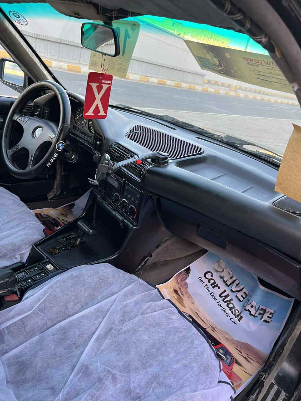 سلام عليكم اخواني سياره بي ام للبيع موديل92 كير اوتو مكينه25 كبس مسكر  كير مكينه شرط سنويه جديد شرط تحويل تايرات جدد باطري جدد سياره دفتر بنزين جامات كهرباء تبريد صبغ عام سياره بي ضربه من خلف أومن كدام جاملغ سكن ضربه خفيفه سعر سياره 52 بي مجال رقم *********** واتساب موجود ما اراوس بس بيع مكان كركوك أربيل, العراق
