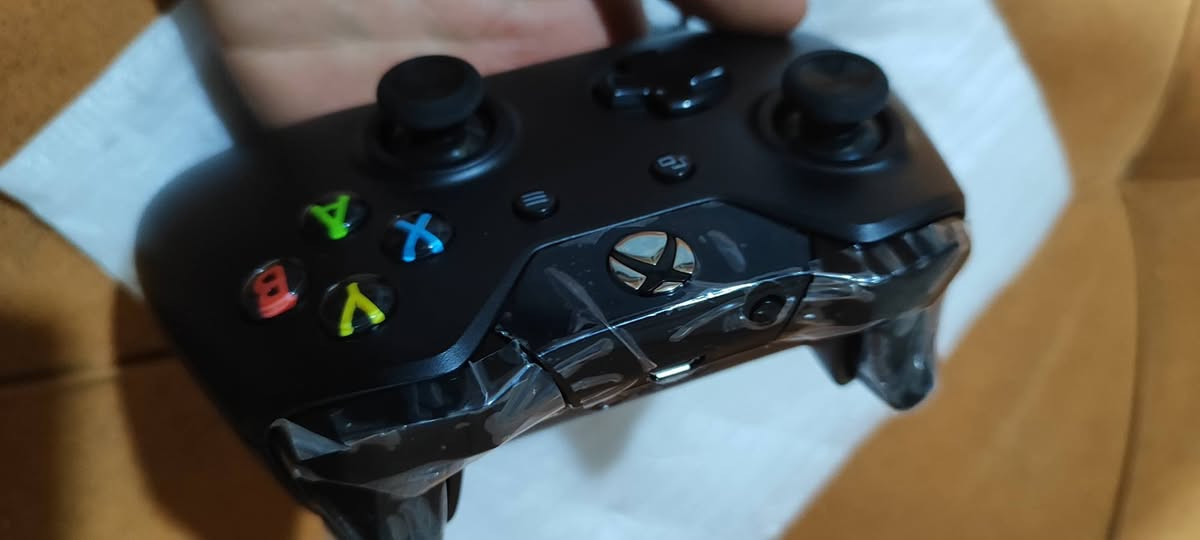 مال xbox on fat او on s
جديدة طك كارتون ابد مو مستعمل ولا دقيقه 
مراوس مع جوستك سيريس x او بيع


**إذا كنت صاحب هذا الإعلان وتريد حذفه لأي سبب، رجاءا أرسل رسالة إلى الدعم الفني**