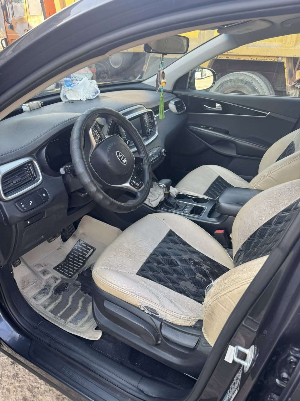 مديل 2019 حداديه جديده بيه بس بنيد ومبدل بلادي الباقي مكفول سونار جديد رقم بغداد مشروع وطني 7 راكب مكينه 4 جديده  مكانه الحله ‭

‭0770 388 1600‬
