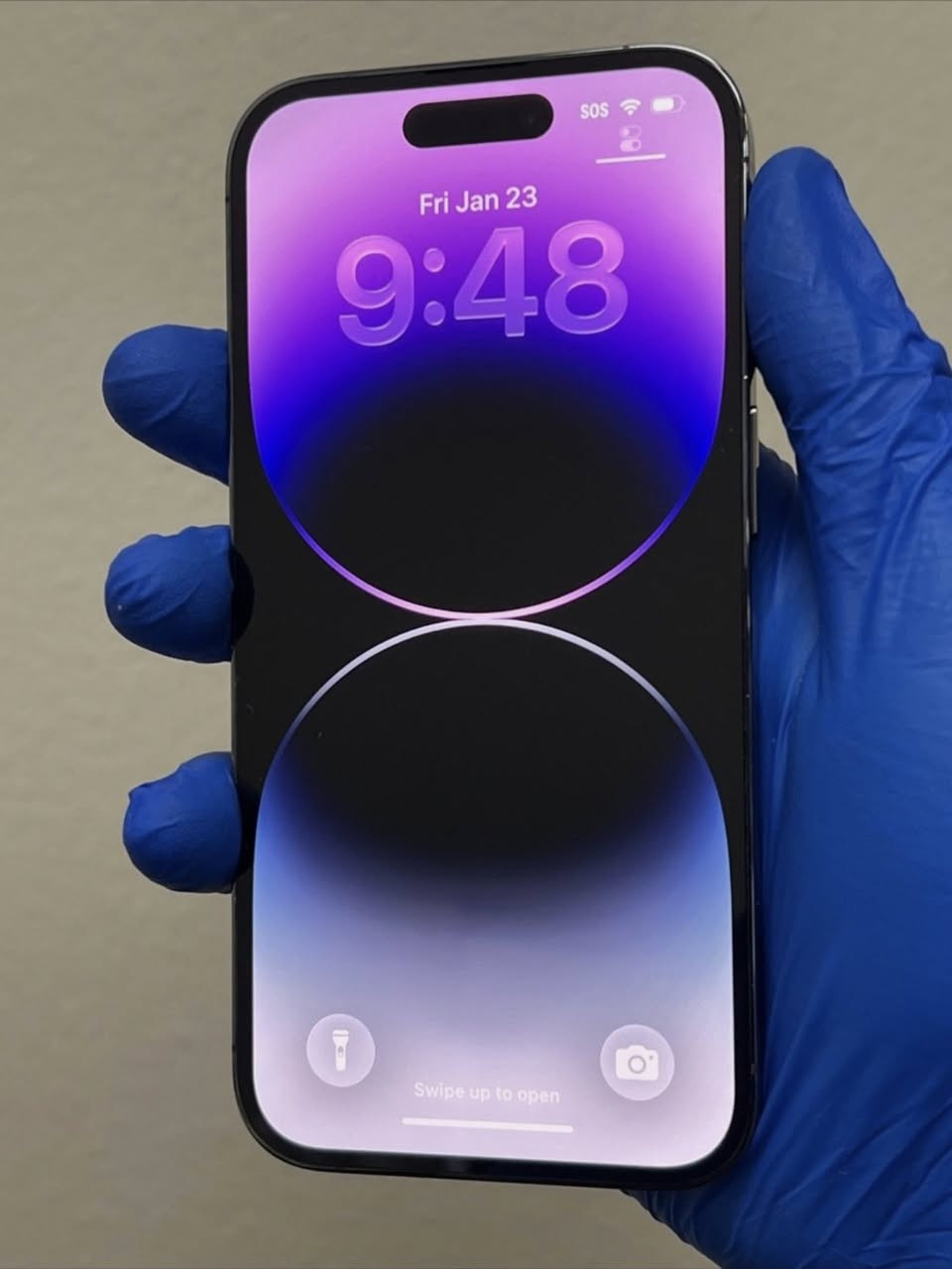 ايفون 14 نسخة البرو فقط للبيع
ايفون 14 برو نسخة الدبل شريحة اللون بنفسجي المميز كلش نضيف و حلو
ذاكرة 256 مبدل شاشة 3 خيارات نوعية زينه و بطارية جديدة اصلية مضبوطه و الجهاز شغال شرط الفحص 

الجهاز بدون ملحقات

التليفون رايديه ب500 الف مجاله حق الجية الشراي يدلل سهله 
مو شراي لتكسر بي اترك المنشور و عبره الفيس مليان اجهزة و لتجيب الحجاية لروحك

العنوان: الشعب / سوق شلال / مقابل مركز شرطة الشعب
للاتصال: ( *********** )
