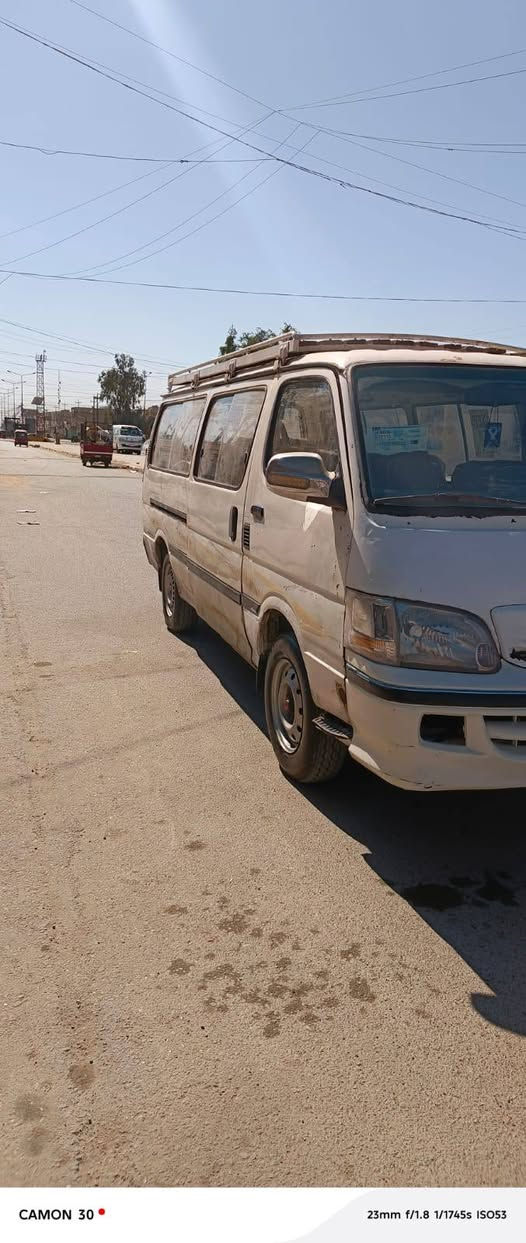 سلام عليكم سياره دير جنبي بيع او مراوس سعر ٤٧ وبيها مجال سياره جاهزه  من كلشي مكينه محوره ونجي مجاول سته سلندر كير مكينه اكسل مكفولات صدر جديد دوشمه جديده تخم تاير جديد سياره مصفره هيئه وغرامات رقم انكليزي باسمي رقمي ***********
