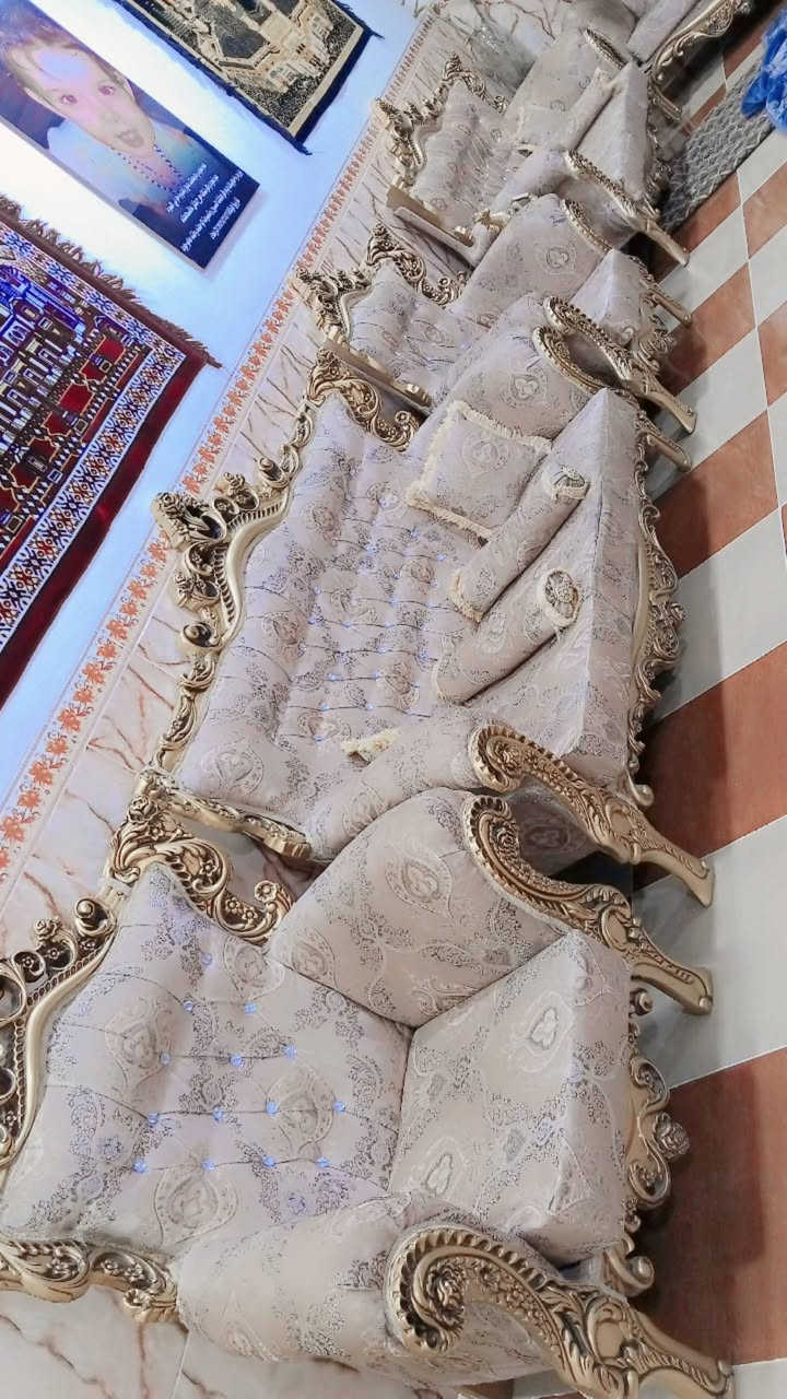 سلام عليكم تخم قياس 7في4مال ستقبال للبيع بعده جديد السعر 1300مكاني الحجاج ***********
***********
