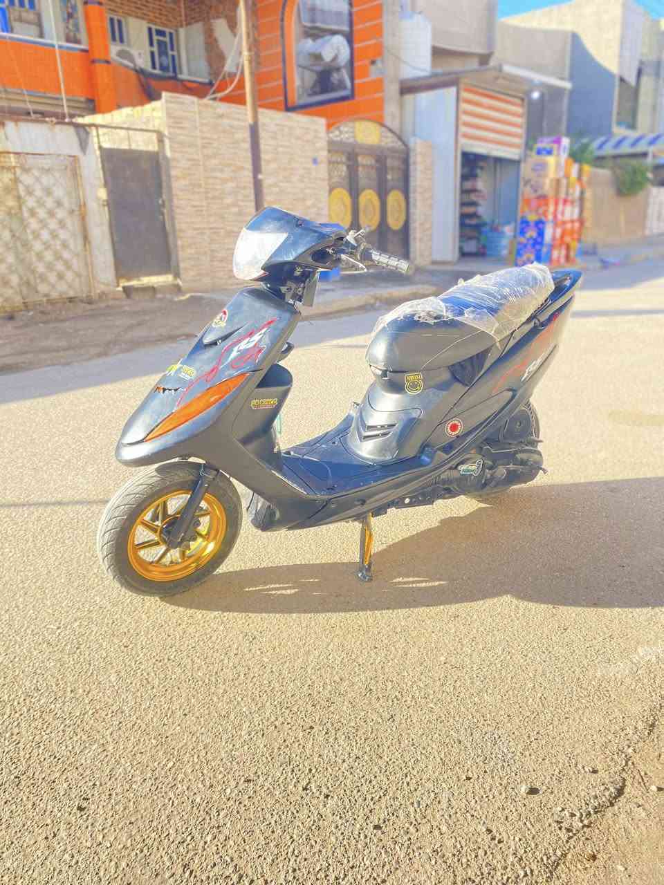 ماكس عدله /بيها تزويد.
بوشه49 كلجات رياضي لون💙   خاص مفتوح مكاني بغداد
بيها مجال(750)                                                    

 ويل ذهبي ثقيلً💛
قبق فلاوين ذهبيً💛
استاند صفح ذهبيً💛
قبضه سكليترً اخضر💚
اشاير اربع ولف برتقاليً🧡⬇️⬇️
صالنصه صوتها يدلي التايه😁🎶
(كفرات بلادي موجود ماصده واشاير بلادي موجود)
نقوصات صندوك وكيج بانزين كابريتر وصخ)


**إذا كنت صاحب هذا الإعلان وتريد حذفه لأي سبب، رجاءا أرسل رسالة إلى الدعم الفني**