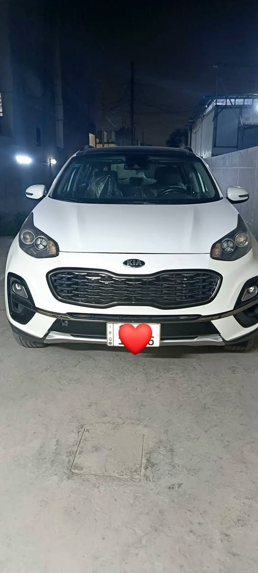 السلام عليكم
سبورتج 2022 امريكي الضربه موضحه بالصوره السياره فول مواصفات  خاليه من الشخوط ماشيه 50الف رقم بغداد الجديد محرك 2400.

السعر / 21$ بيهه مجال قليل

العنوان/ بغداد / الدوره

رقم الهاتف/***********
