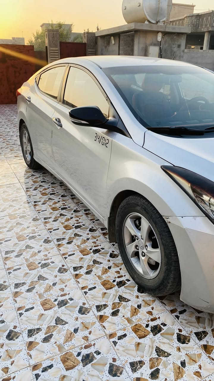 مراوس مع صني 2009/ 2010
افانتي 2012 مضلع كير محرك شرط
ضررها جاملق خلفي وثلاثه قطع كلير
تبريد تدفئه تحكم استيرن شاشه كامره خلفيه
***********
الشرقاط

