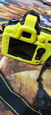 كامره نيكون 7100 • طقم كامل • نضافه