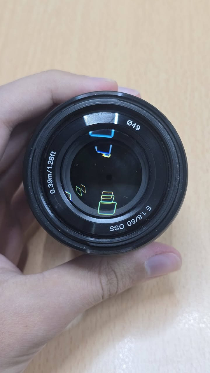للبيع
50mm. f1.8 oss
٢٤٠ الف وبیها مجال بسیط
⬇️ودزيتلك همينة نموذج من صور العدسة


**إذا كنت صاحب هذا الإعلان وتريد حذفه لأي سبب، رجاءا أرسل رسالة إلى الدعم الفني**