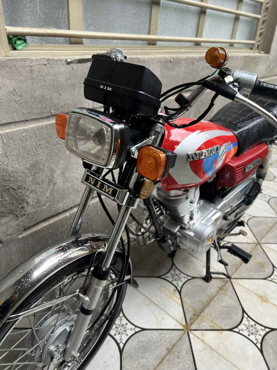 سلام عليكم دراجه للبيع موديل 25برغي مامفتوح اوراق سكنر دراجه مفوله ٦٥٠وبي مجال مكان كربلاء رقم ***********
