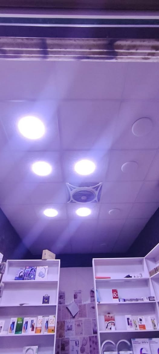 محل موبايلات للبيع الموقع حي اور شارع السبيس مقابل مجمع ازهر تريد المحل هو والموقع تريد بس المواد هم مو مشكلة للاستفسار الاتصال على الرقم. ***********
