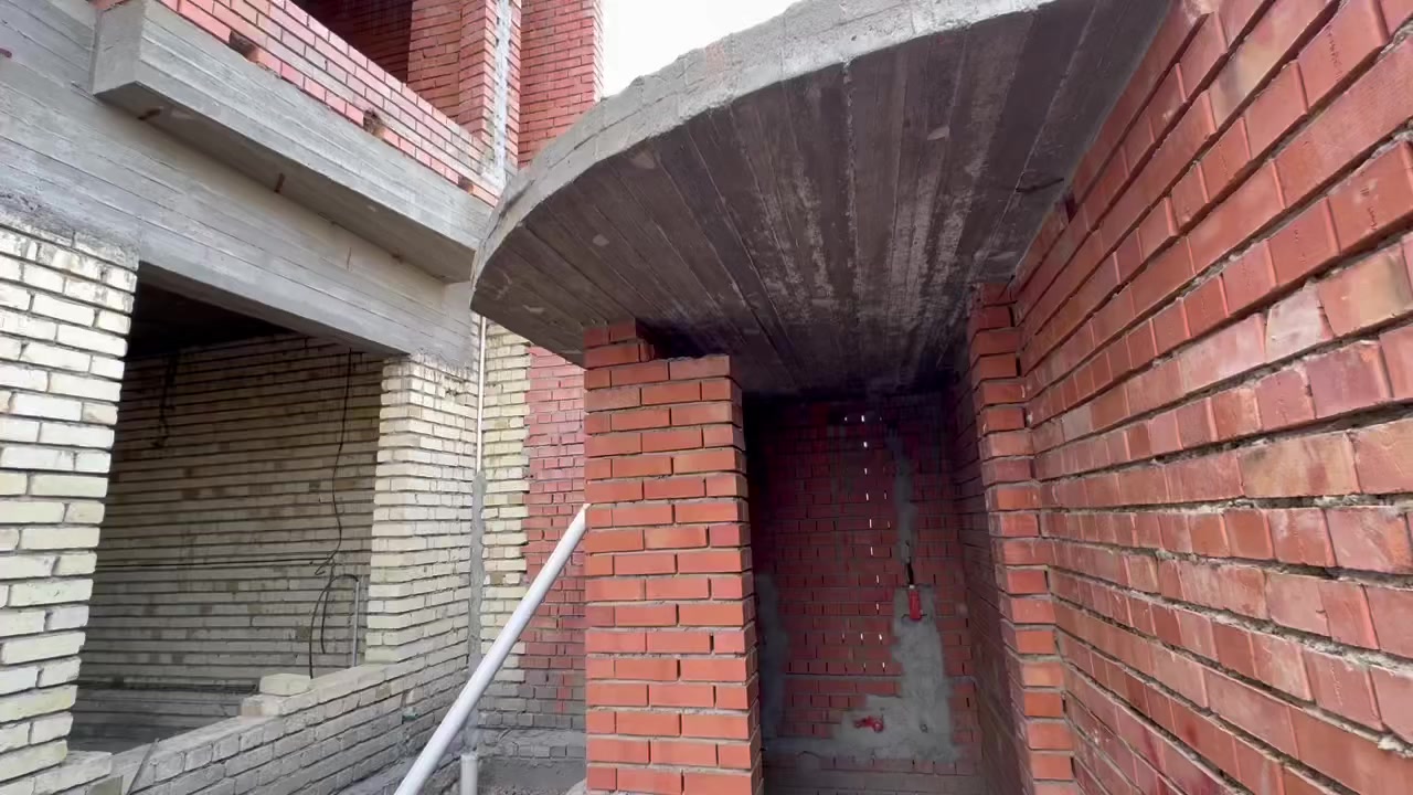 على بركه الله 
هيكل طابقين اربع غرف (زراعي سند 25 ) 
العنوان الجمعية الثالثة خلف قاعة محمد علي زناد 
كافة التفاصيل موجودة بالفديو 
للاستفسار الاتصال على ***********
