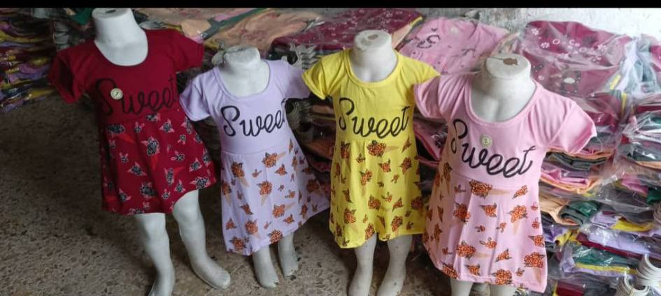 صيف سنة 2026
فستان بناتي الخامة سينغل 
درجة اولى 
امبلاج تعلوقة 
دستة 12 قطعة للكمية حصرررا سعر 🔥🔥🔥
المعمل سوريا حلب شحن لكافة المحافظات والدول 
للتواصل واتس آب داخل وخارج سوريا 
00963941523379


**إذا كنت صاحب هذا الإعلان وتريد حذفه لأي سبب، رجاءا أرسل رسالة إلى الدعم الفني**