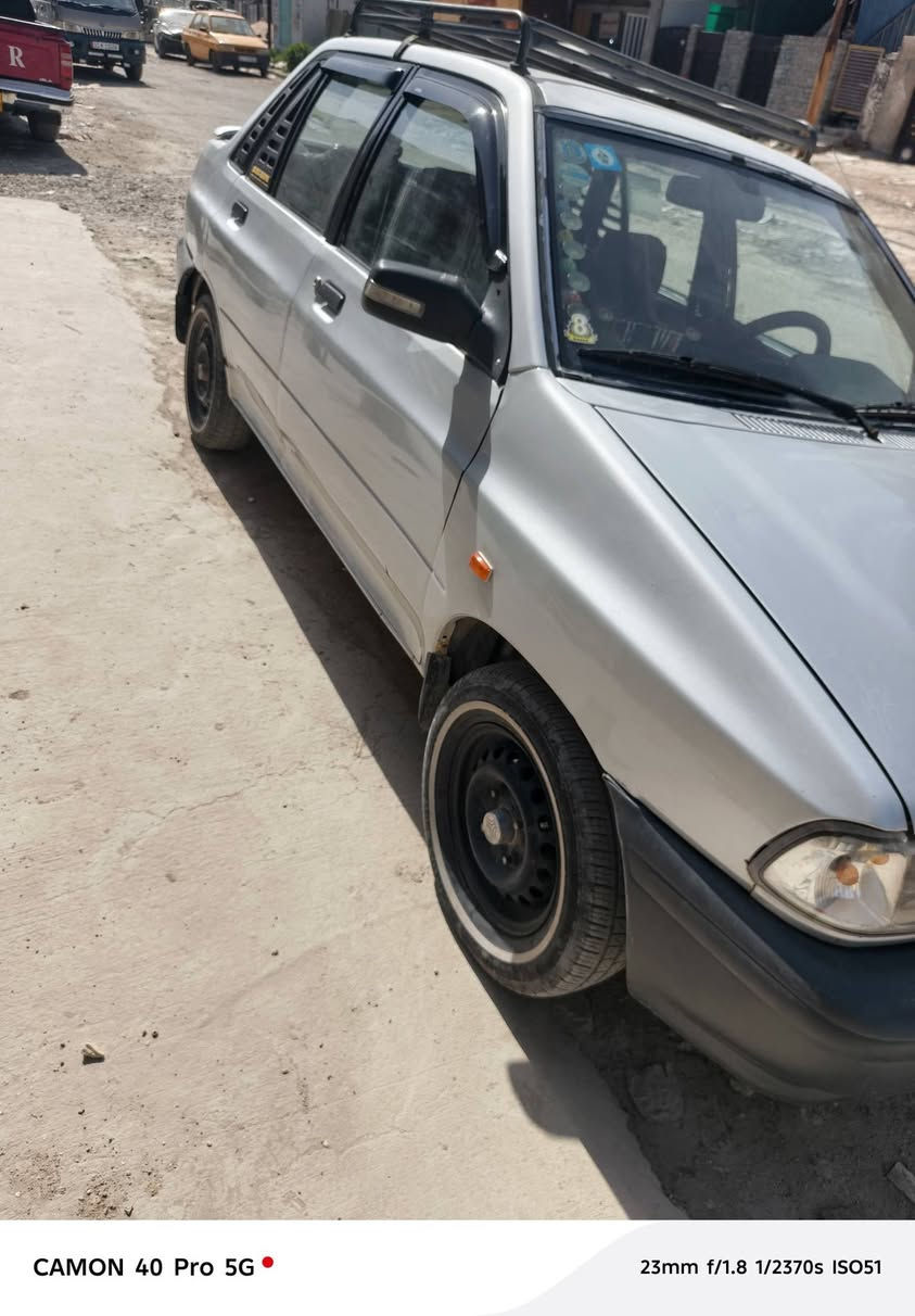 سياره كيا برايد موديل ٩٣ محرك وكير مكفولات مصبوغة عام للجماليه السعر ٣٠ وبيها مجال للستفسار ***********
