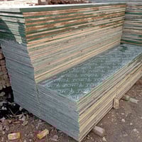 بلايود • كيج 18 • نظيف