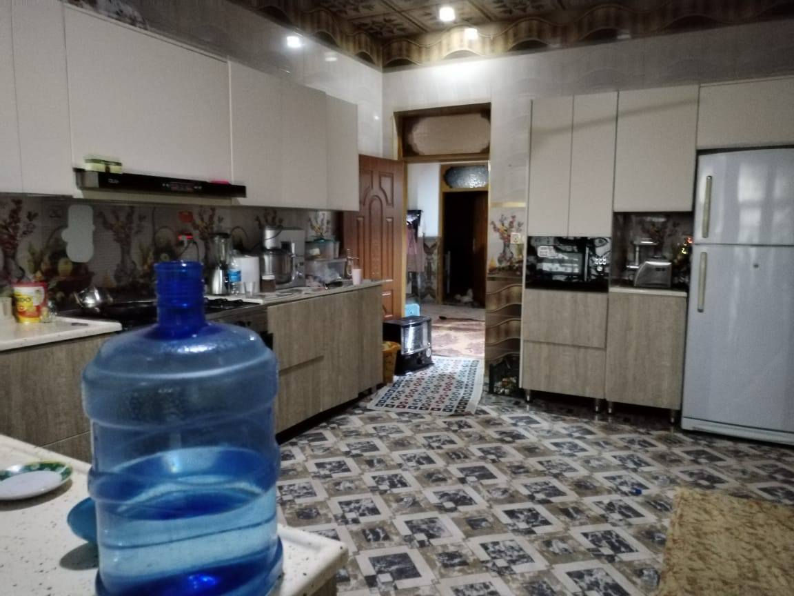 دار للبيع مساحه 150م طابو زراعي بلنجف مقابل سايدين العسكري عمود 250شارع الصب يبعد عن شارع العام 80م ضبط للاستفسار واتساب *********** النجف, العراق
