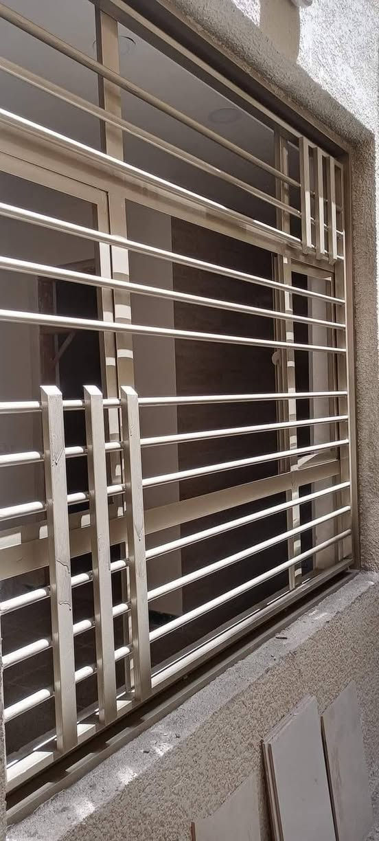 حدادة السلام لكافة الأعمال السقائف والكيسبان والأبواب والشبابيك بانسب الاسعار بإدارة الأخوين الفرطوسي والخفاجي 
للاستفسار ***********/***********
