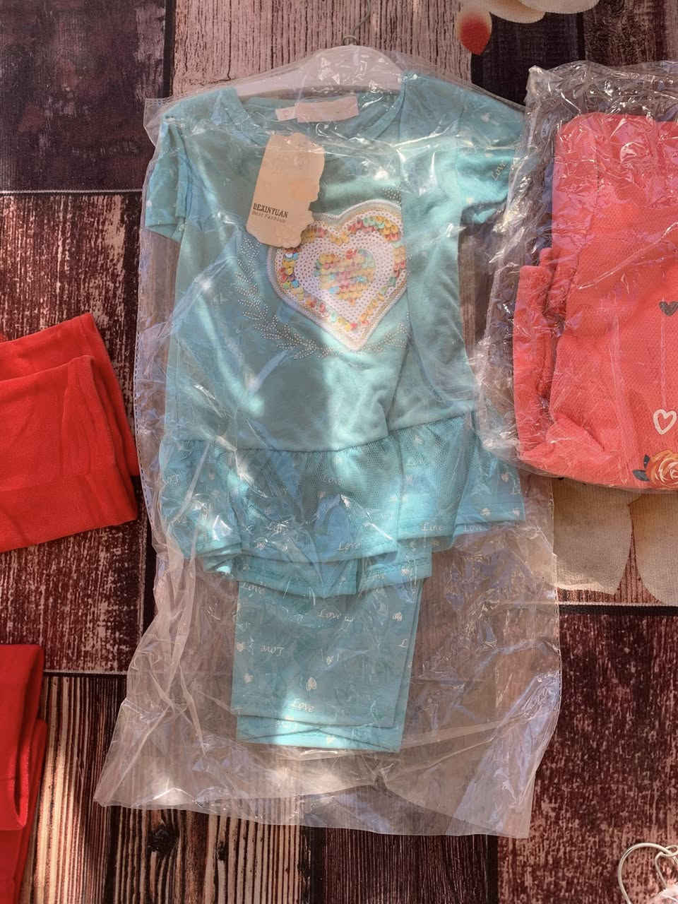 تصفيه محلات
***********
تراك ٥٠٠٠ الاف دينار فقط 

تراك بناتي
