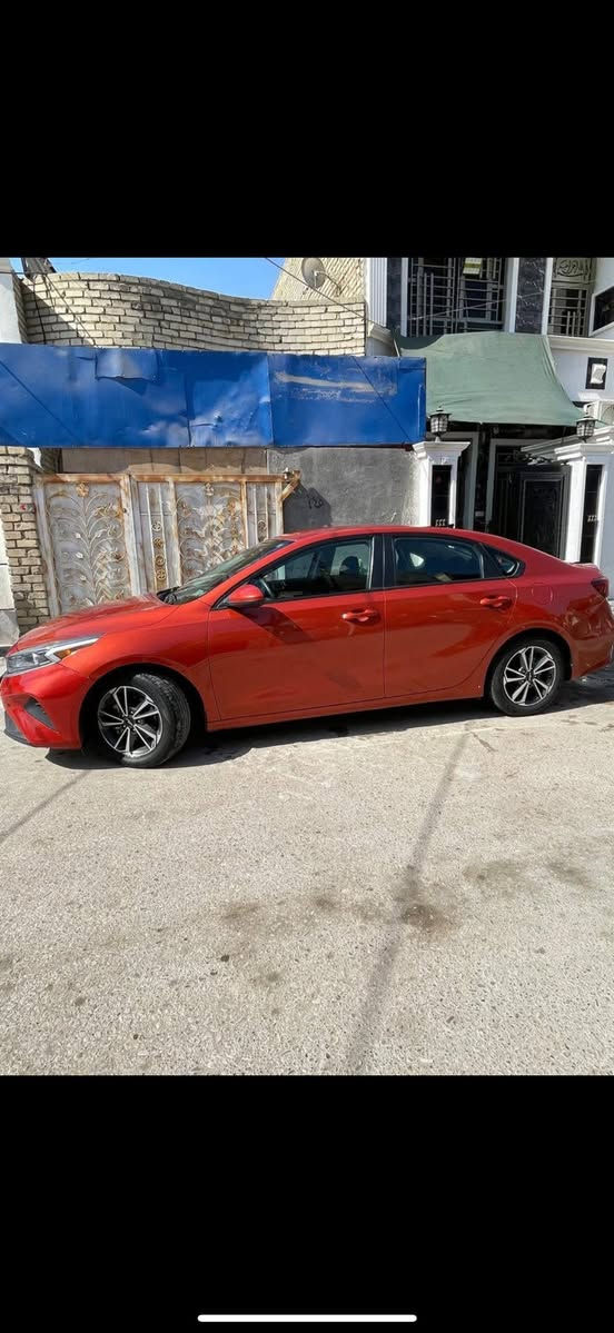 سيارة فورتي لبيع 2023 سيارة حلوة حادث مثل ما موضح بل صور مكان سيارة زعفرانية رقم تلافون*********** سعر سيارة 158 وبيها مجال ماشية سيارة 40 محرك مال سيارة 2000دوش
