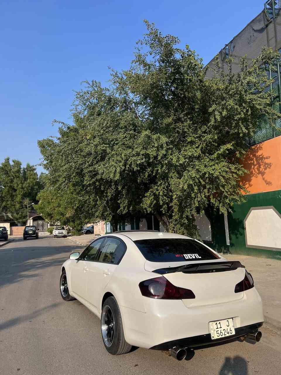 السلام عليكم
#للبيع انفنتي G37-2009 رقم بغداد رقم وهزة وسنوية كلها جديدة

السيارة وارد حادث بدون غرق
مكينة 3700 الوحيدة بهل موديل تجي بهذا الشكل الامامي

•كير اوتو شفتات ستيرن
•تحكمات ستيرن جهتين 
• تبريد بيانو شاشة ، تدفئة بالكشنات ، كشنات جلد وخزن ميموري  
• فتحة
•لايتات زنون ، بروجكترات زنون
• صدر خلفي امامي جديد بالكامل تايرات نظيفة 
• سيارة عليها صالنصات رياضي تحكم ريمونت وموجودة صالنصات البلادية وياها
 

سيارة ماشاءلله عليها قوية ونظيفة وحادثها مو غرق ويل تو سايز حلوه وكاعدة سيارة كشناتها كدامكم ويرادلها كم شغله بسيطة 
سونار موجود
#السعر -98$ بيها مجال
مكاني بغدااد حي الجامعة متواجد وره الـ 4 العصر 
ماسنجر + واتساب 
***********
