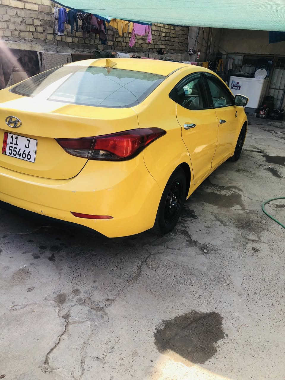 سلام عليكم شباب سياره موديل 14كلشي وضح بل سونار جاهزه من كلشي كلها ايبل واحد جملغ نفسه ومصل صبغه وحده منضومه غاز منضومه زنون بليل تعمي علي ناصي تخم تاير دلوب حداده جديده ربع ماتصرف عليها سياره خير من الله باسمي تحويل مباشر 
ب سعر 100وبيها مجال قليل
رقمي ***********
بغداد مدينه الصدر
