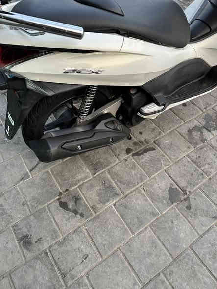 السلام عليكم دراجه bcxياباني 
دراجه جديده بل كارتون كلها بلاديه كفر بلادي مكينه بلادي كلها شغاله اي نقص مبيها دراجه شلعه ومعدل فول الدراجه مصارلها هواي من نازله ستان كهربائي حساس زدحام تجوه اي نقص مبيها 
الشراي يتصل ولما يشتري لا يتعبني 

‭٠٧٧٢ ٥٣١ ٣٧١١‬
