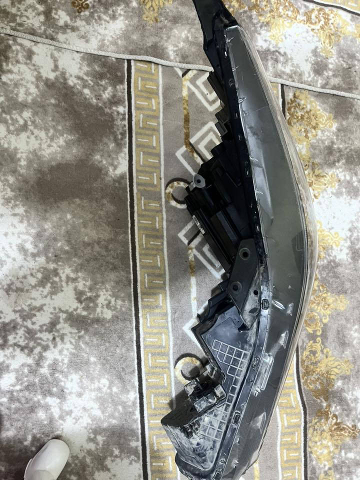 السلام عليكم شباب مازده جهه السايق النترا 21 22 23 مبدل بيهه جامة اصليه وشغل درجه اولى بس للد مالتهه بي ضعف سعرهه 100 الف واليده بصمه لمس جهه السايق سعرهه 50الف/ ***********
