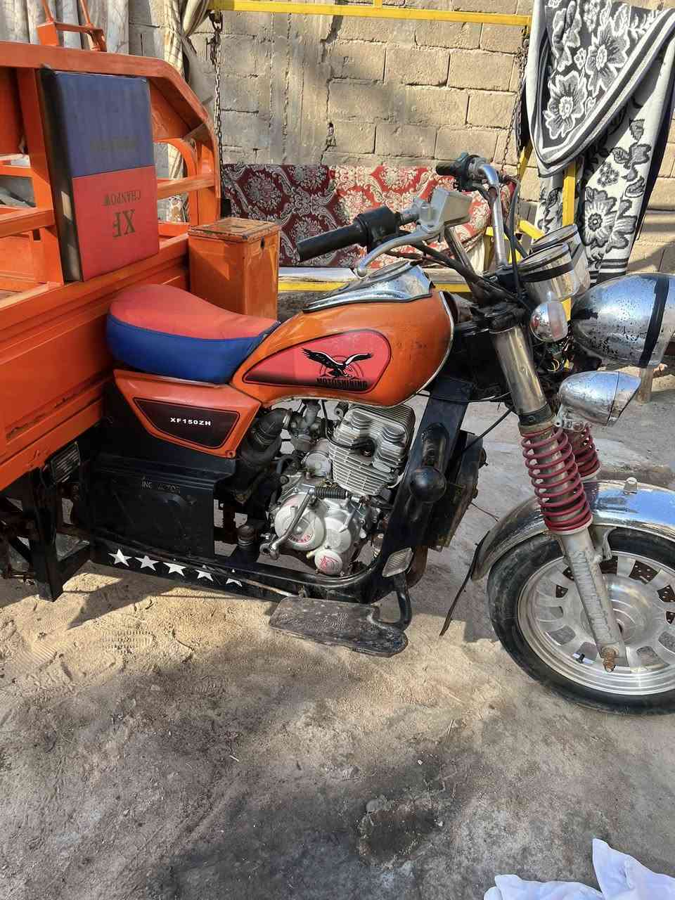 جمره فحل رقم ابيض مستلم سنويه باقي عل استلام ستوته جاهزه كهربائيات كلها شغاله نكره سلف ب٢٥٠٠وبيها مجال بصره ابو الخصيب***********
