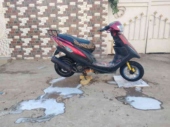 السلام عليكم
دراجه ماكس للبيع كهربائيات كلها شغاله
نقص بس باتري 
السعر 450 وبيها مجال بسيط
الدوانيه قضاء عفك
***********
