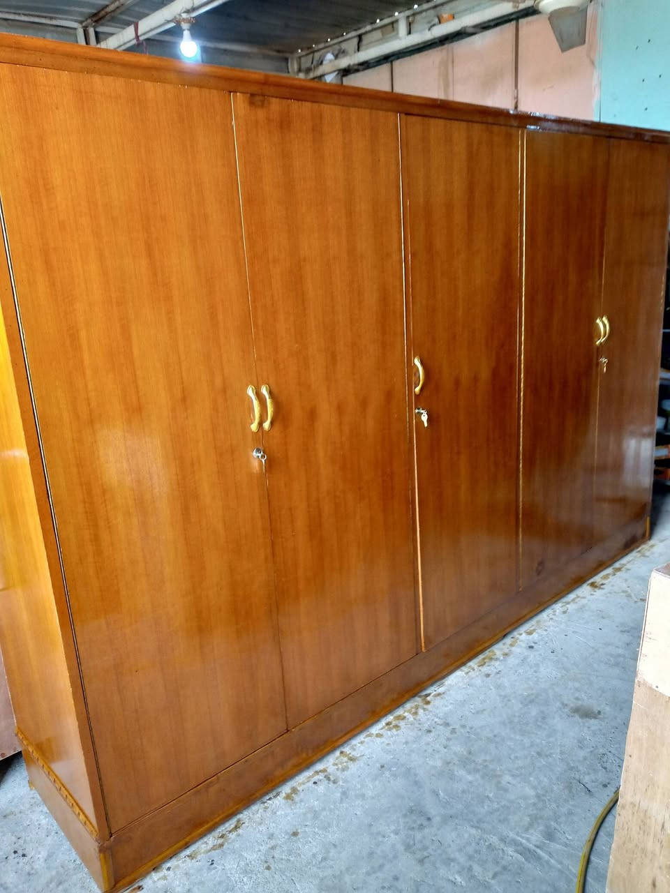 غراض مناسبه للبيع اتصال او واتساب***********
