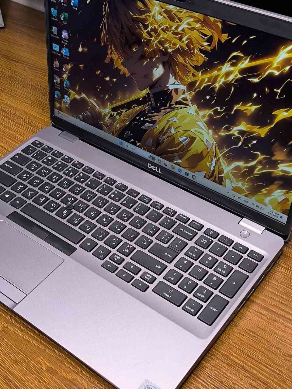 قطعة ماتتعوض شوفولي المواصفات 
السعر 485 الف بس
 Dell Latitude 5510 
 المواصفات:
 المعالج: Core i7 الجيل العاشر (10th Gen)
الرام: 16GB
الخزن: 512GB SSD سريع
 الشاشة: 15.6 إنج FHD دقة عالية
كرت شاشة: داخلي


**إذا كنت صاحب هذا الإعلان وتريد حذفه لأي سبب، رجاءا أرسل رسالة إلى الدعم الفني**