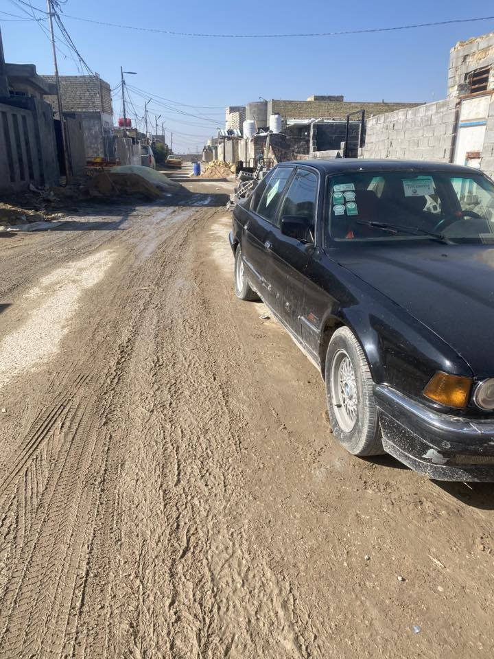 سلام عليكم بي ام للبيع مديل 93 حجم 730 كيره عايز اكلجات بس سعر 45 اوبيه مجال ***********
