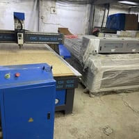 130x250 راوتر مستعمل  سبندل 6 kw تبريد هواء   ماطورات و درايفرات نوع Y...