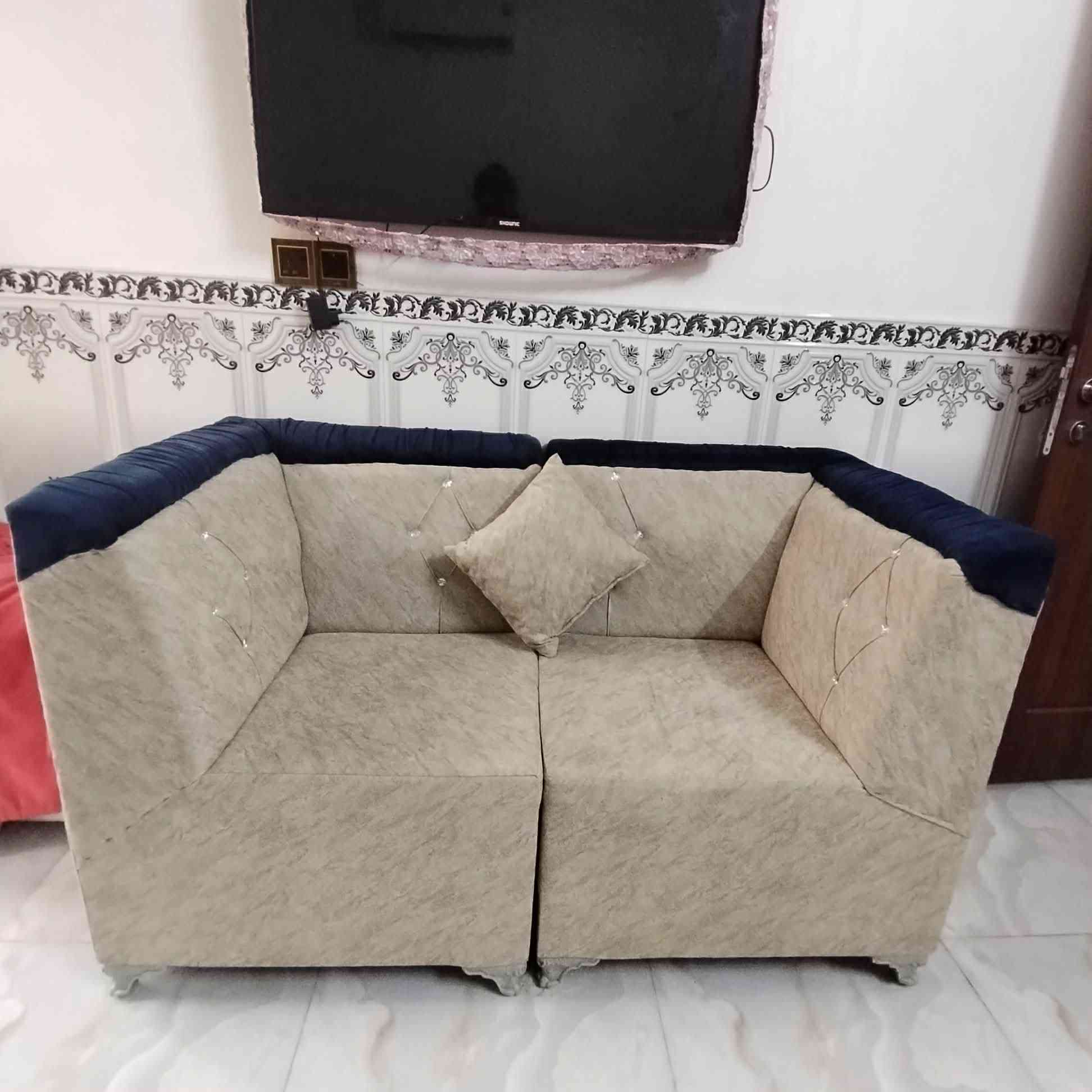 ديوان عدد  ٢ للبيع
 ٢٠  مقعد جديد  نضافته ٩٥٪
#السعر  ٤٥٠  بي مجال بسيط


**إذا كنت صاحب هذا الإعلان وتريد حذفه لأي سبب، رجاءا أرسل رسالة إلى الدعم الفني**