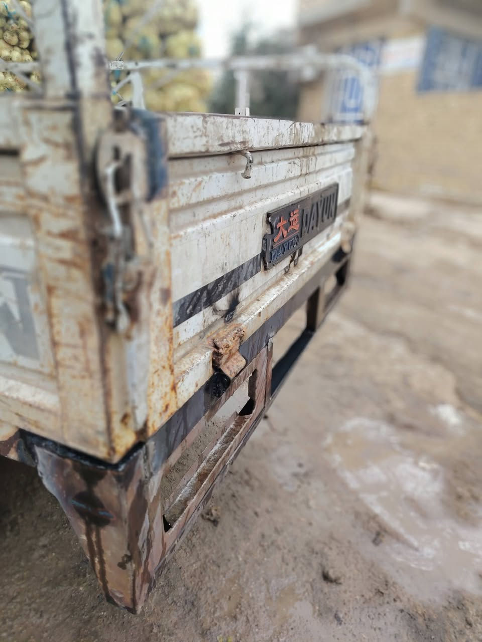 سلام عليكم
ستوته دايون للبيع 

موديل 18

الستوته كفاله 

المحرك 25ما فتوح

عوزه بس صبقت بدي
مكاني شطره سعر خاص
***********
