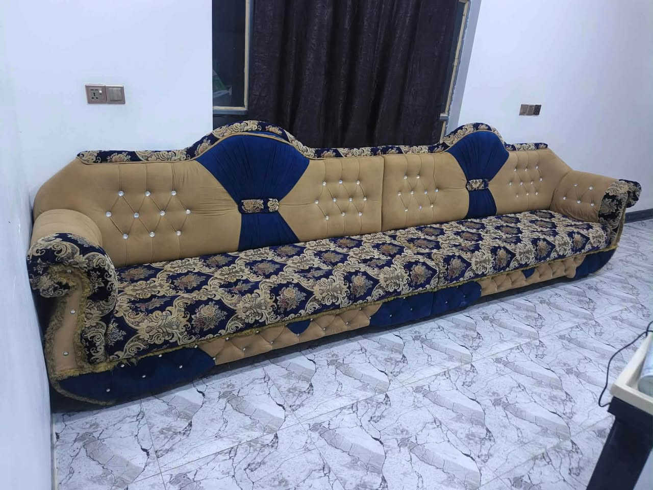 اثاث مستعمل نظيف شرط شغل
#معرض_حمودي_للاثاث 
 العنوان...... تكريت
 الزهور  خلف قاعه الشهيد ليث مقابل معهد الفنون الجميلة 
معرض حمودي
*********** اتصال او وتساب
*********** اتصال واتساب
