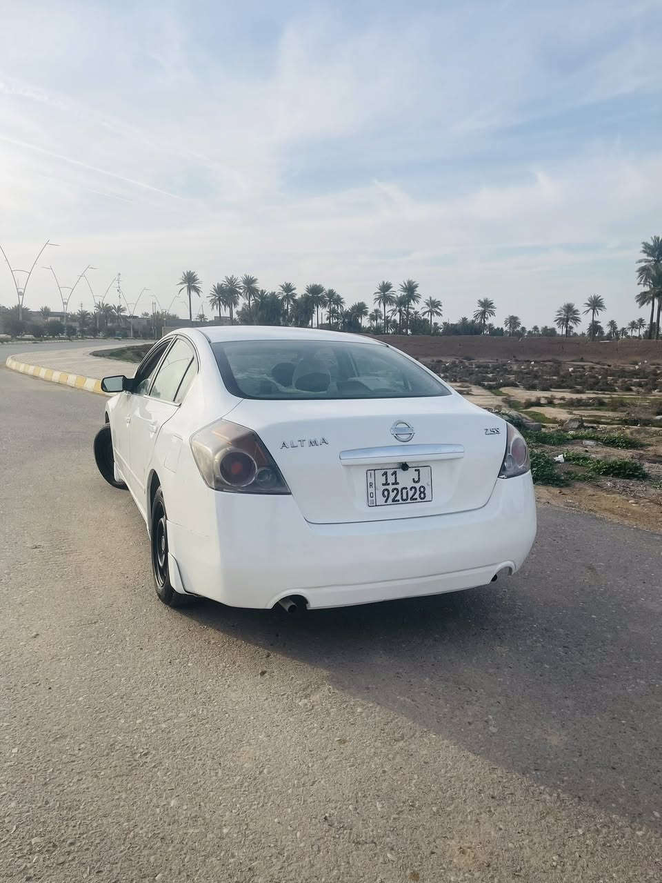 نيسان التيما ٢٠٠٨ لبيع ٤ سلندر مكينه كير خير من الله كهربائيات كامل بصمه تشغيل مثبت سرعه  سياره مرشوشه جماليه وعندي صور قبل وبعد سنويه جديده باسمي سعر ٧٤ ومكاني ديالى سعديه الجبل ***********
