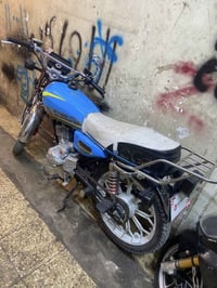 اسلام عليكم دراجه يرانيه سولنك موديل 2025 مكينه 200دراجه جديده وممفتوح...