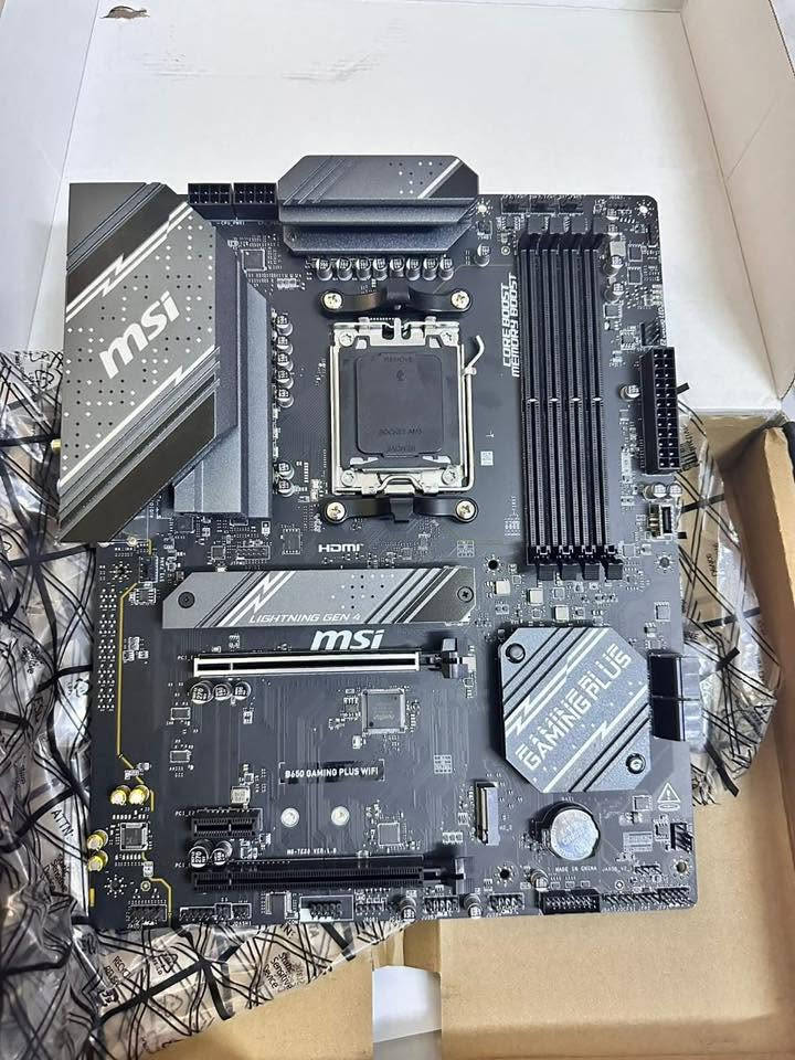 مذر بورد msi كامل مواصفاته بالصورة  جديد غير مستخدم خلي سعر


**إذا كنت صاحب هذا الإعلان وتريد حذفه لأي سبب، رجاءا أرسل رسالة إلى الدعم الفني**