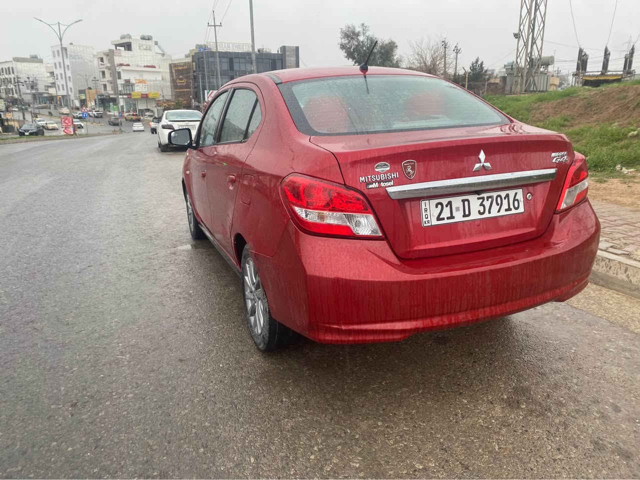 میراج مۆدیل ٢٠١٩ گیر تماتیک و چوار جام کارەبا و ئاوینە کارەبا و شاشە و کامیرا و سوکان فولیوم و تحدید سورعە سیارەکە ٣ پارچەی سبوغە جەمێکی زۆر خفیفی پێشی هەیە ئیرباگی سوکانی تەقیە سۆنەرم دانایە لەگەل دەعمی امریکای نرخی ٧٥ وەرەقە و کەمیک مجال شوین هەولیر *********** أربيل, العراق
