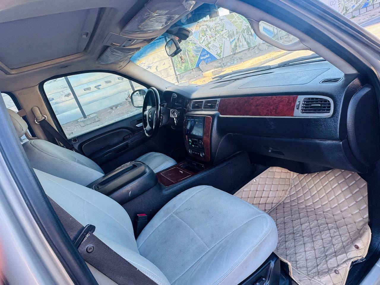 تاهـو افلانج مديل 2010 سعر 138 قابل للتفاوض الاستفسار اتصل *********** وارد أمريكي حادثها جاملغ وباب فقط بدون دواخل وبيها قطعتين كلير بلعراق مواصفات LTZ فول مواصفات فتحه سقف شاشه كبيره تحكم ستيرن كشنات كهربائي داخل ملكي شاشه ب السقف مثبت سرعه حساسات امامي وخلفي ويل كب كروم مكينه 5300 مكينه وكير مكفولات كير 1000 حداديه جديده تخم تاير تبريد قطعتين رقم أربيل نكليزي مشروع وطني سنويه ل 29 مكان سياره كربلاء
