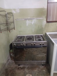طباخ سوري • شغال • بيع مستعجل