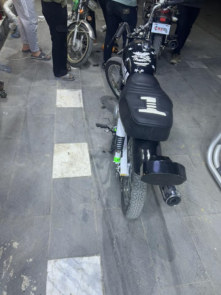 للبيع
نامة شلامجة
حربية
نضافة فول 
تعمير جديد
دراجة مصروف عليهة 
خير من الله 
***********
لسعر٤٥٠وبيهة مجال قليل 
او مراوس حسب لقناعة
