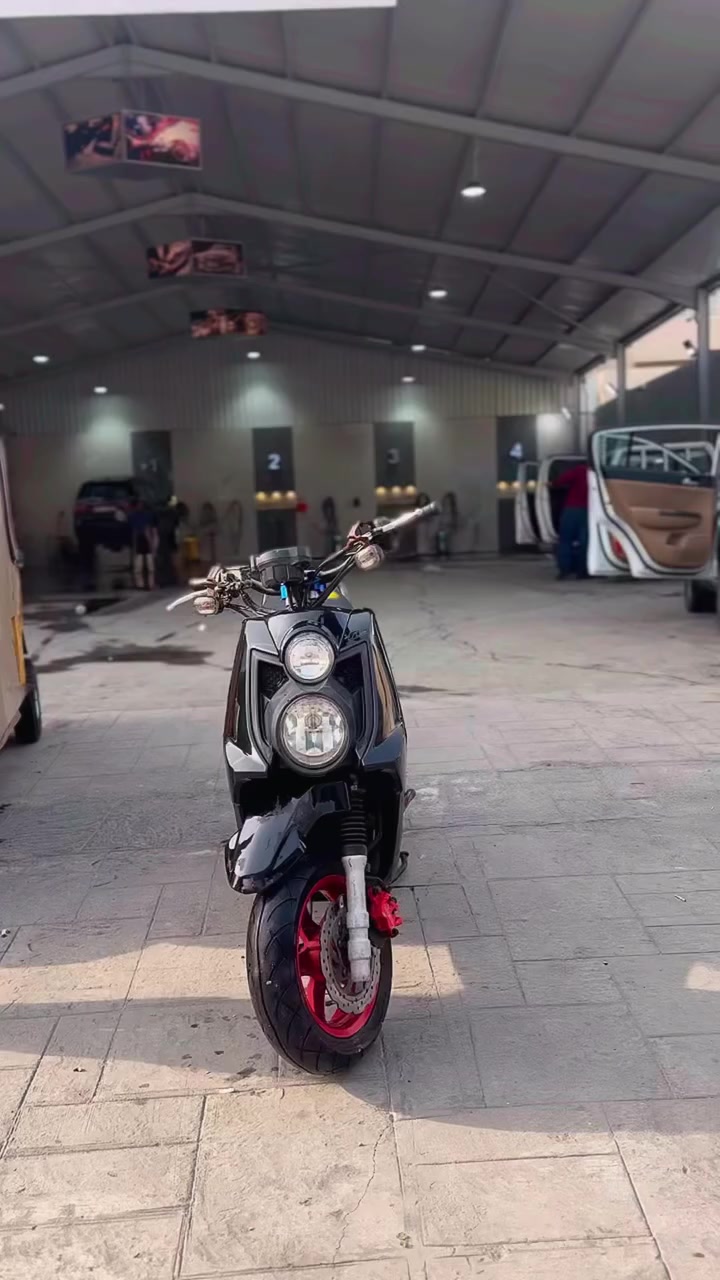 السلام عليكم
سكنس جبلي مكفوله من كل شي صارلي شهر منزله رمبه 

السعر مليون وميه وبيها مجال ***********. العنوان الوشاش
