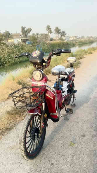 السلام عليكم بيسكل شحن للبيع  بس الشاره مال البطاريات عطلانه بس البطاريات جديده السعر 350وبي مجال الرقم***********
