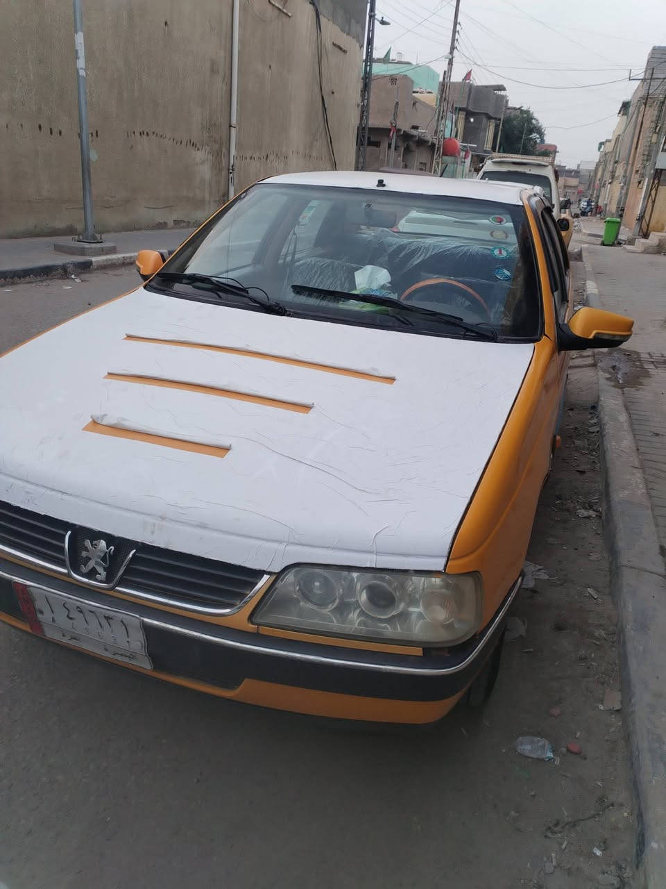 سلام عليكم بيجو 405مصبوغه جماليه اثر جراد وخياس مديل 2012سنويه ما منتهيه 2028راعيه موجود سياره جاهزه مصفره غرامه وهيه عليه 60الف تبريد مكينه كيير خير من الله تخم تاير مابيه خياس ترايك وين ما تريد مكاني بصره حيانيه السعر 30وبيه مجال قليل كلش ***********
