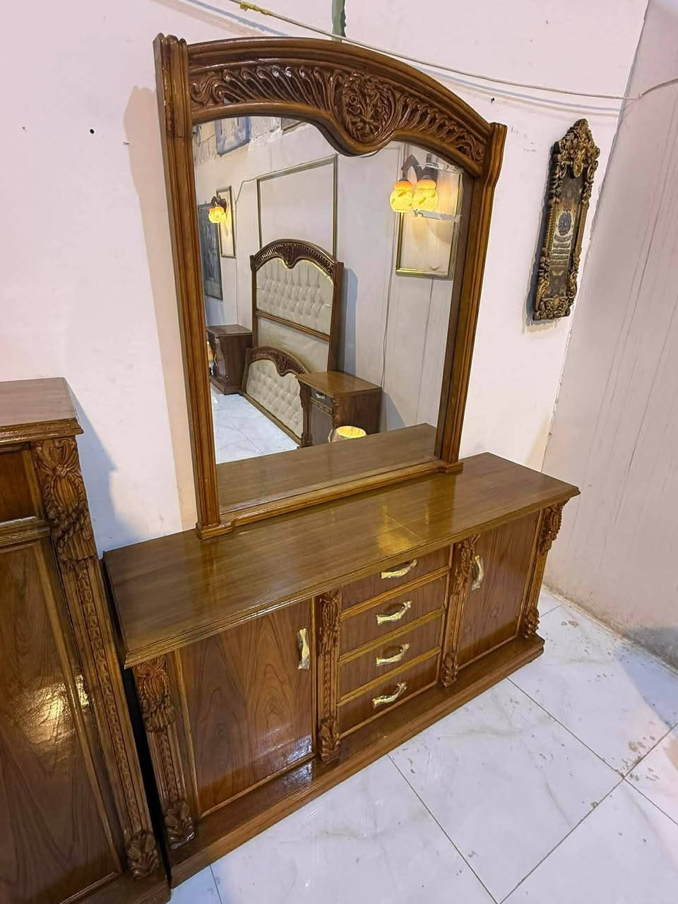غرفه زان مصري صاج داخل خارج
السعر مليون ٥٥٠ مليون ٤٠٠ قفل 
شد نقل داخل بغداد مجاني 
نضافه ٩٥ 
غرفه ضخمه حلوه ضهر جرجوبه براي


**إذا كنت صاحب هذا الإعلان وتريد حذفه لأي سبب، رجاءا أرسل رسالة إلى الدعم الفني**
