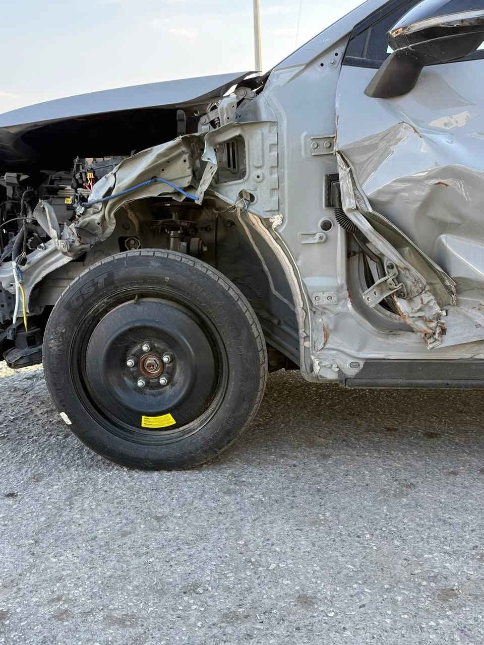 السلام عليكم
من رخصة الادمن
سبورتج 2025 xlin
حادثها كما موضح في الصور
السيارة حاليا في الأردن المنطقة الحرة
شغالة وماشية
بالإمكان إدخالها على كتاب ذوي الشهداء
السعر المطلوب
133 بالحرة وبي مجال 
اذا تريدها واصل بغداد للي عندة كتاب شهداء مع الضريبة ورسوم حدود وتخليص ونقل
149 ورقة
واللي عندة احد بالحرة خلي يدزة على السيارة ياخذها من المعرض ويدفع فلوسها هناك 
يوجد فيديو السيارة اللي يريدة خلي يكتبلي واتساب
للاستفسار على الهاتف
***********
شكرا لاعضاء الكروب
