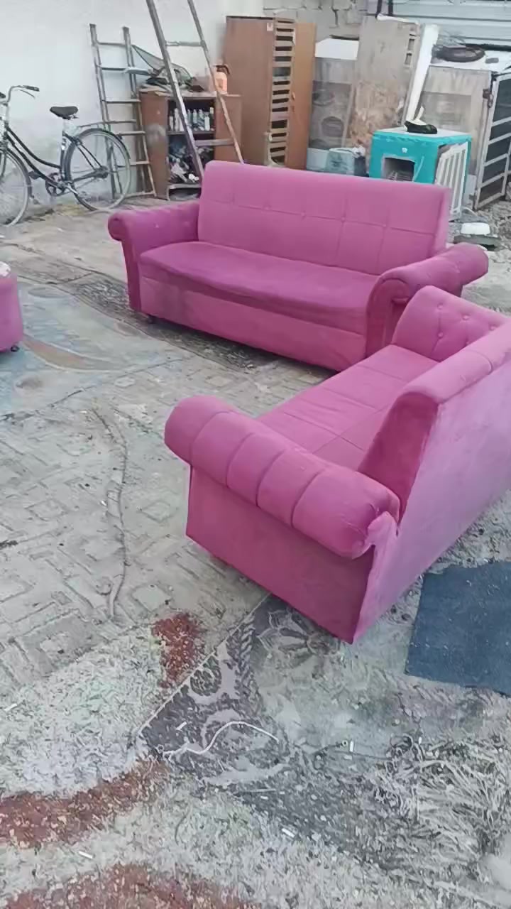 السلام وعليكم لبيع غراض كلهن نضيفات وشراي يراسل ويتصل مكاني حي اور سبع قصور شارع ابو  علي يم جامع لحمزة ***********
